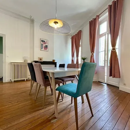 Le Varsovie ※ 4 Balcons Apartamento Carcasona