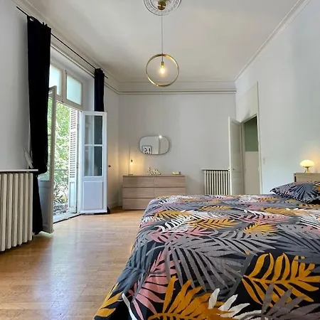 Le Varsovie ※ 4 Balcons *